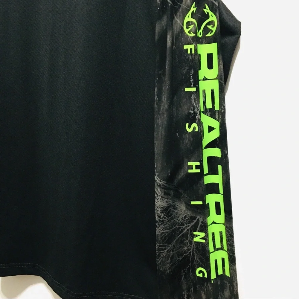 🆕 Realtree Men’s Cast Performance Fishing Long Sleeve Tee - Picture 8 of 10